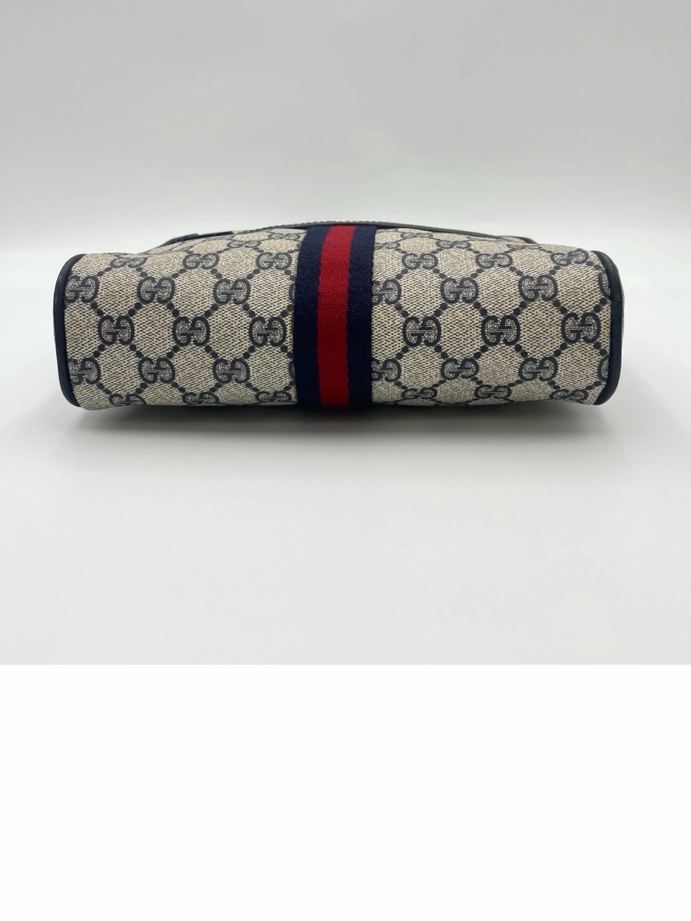 Authentic Gucci GG Supreme Sherry Line Leather Navy Shoulder Bag comes with COA - Picture 12 of 12